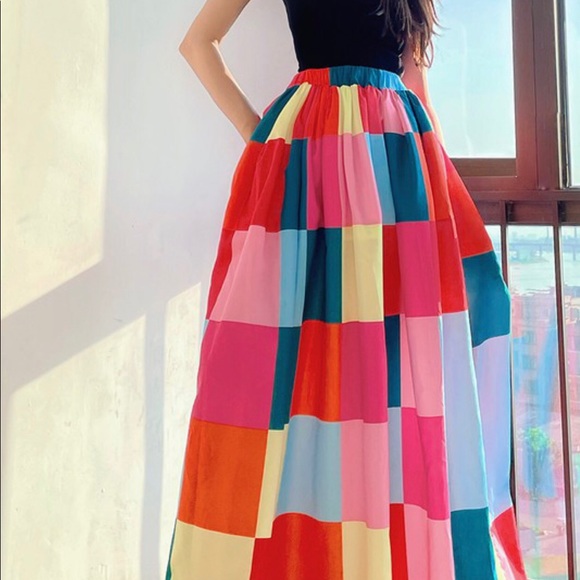 Skirt - Picture 2 of 6